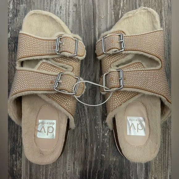 Dolce Vita Shoes Dolce Vita Fuzzy Slides Lightly Worn Poshmark